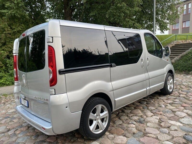 Продам Opel Vivaro