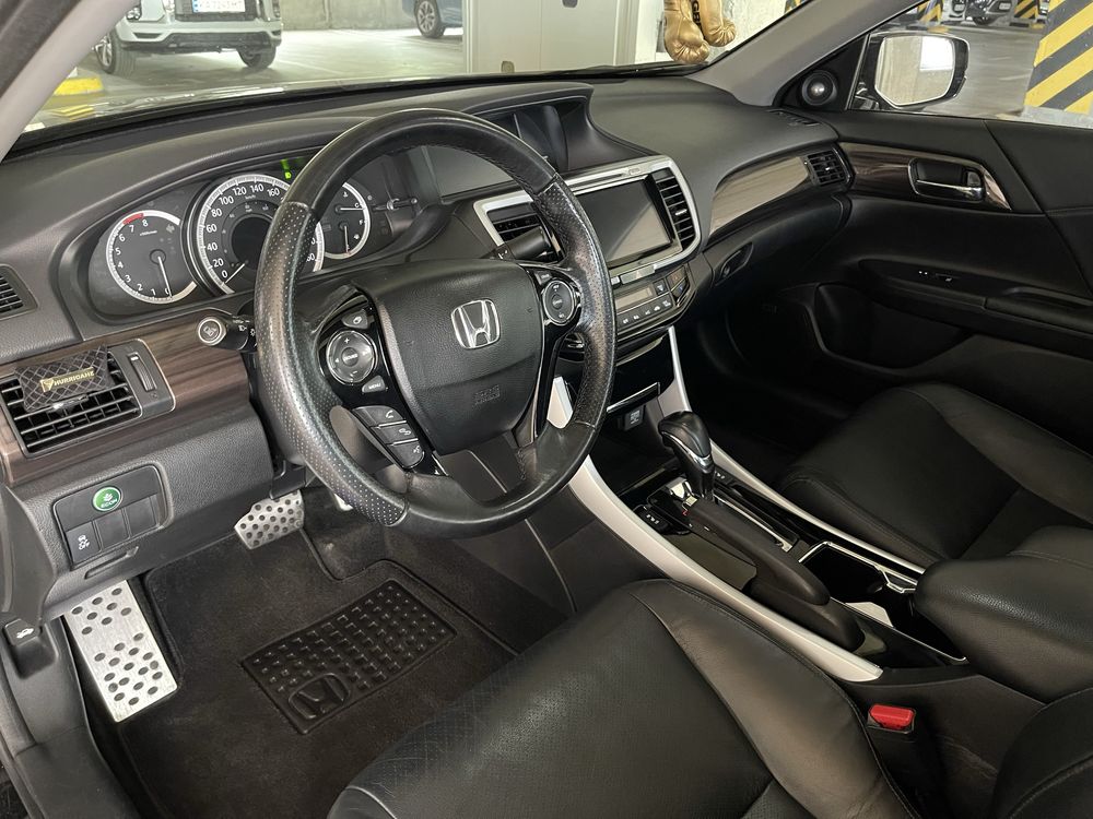 Honda Accord V6 3.5 2016