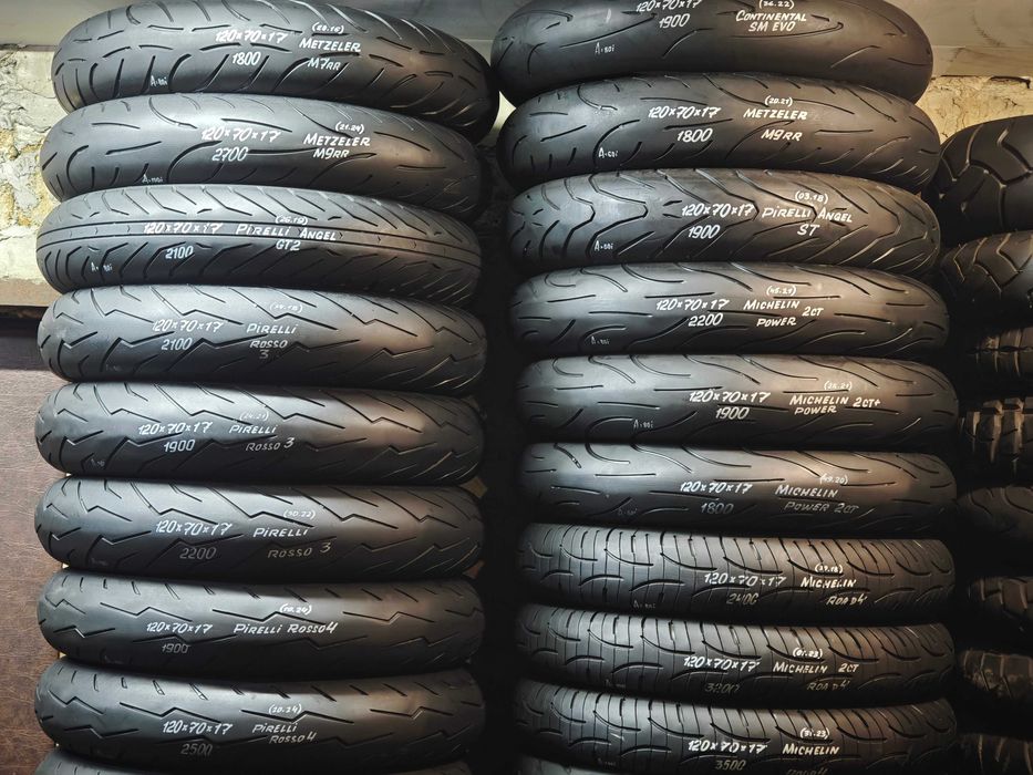 Мото шина резина спорт 120/60 70 R17 передня з Німеччини