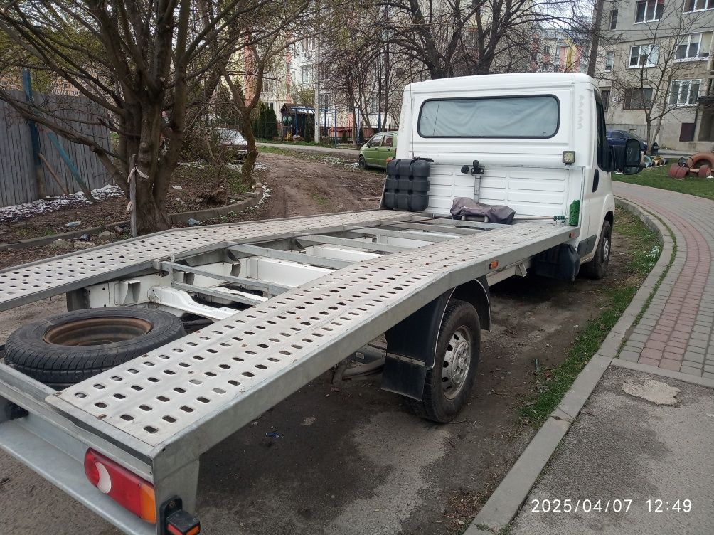 Послуги евакуатора евакуатор Луцьк  вантажні перевезення