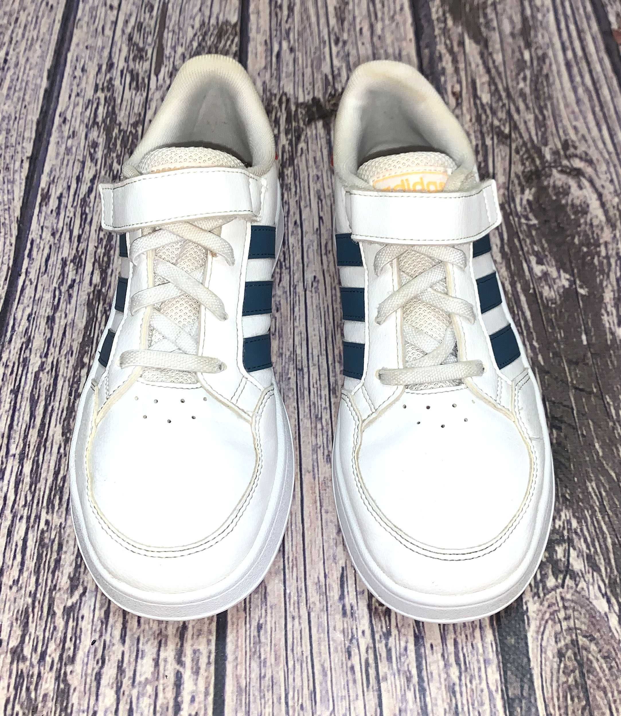 Демисезонные Кроссовки Adidas для ребенка , размер 33-34 (21,5 см)