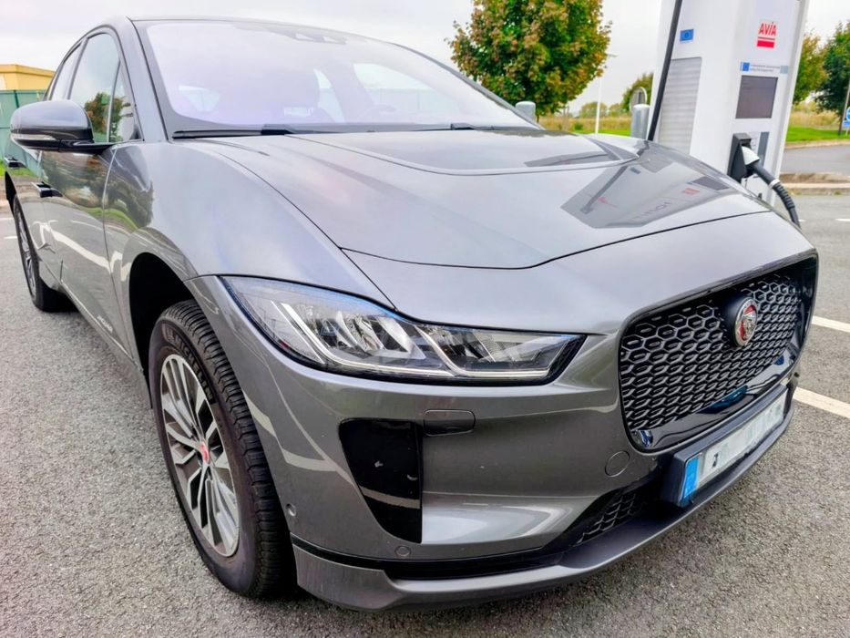 Jaguar Ipace EV400 AWD S black edition 400cvs