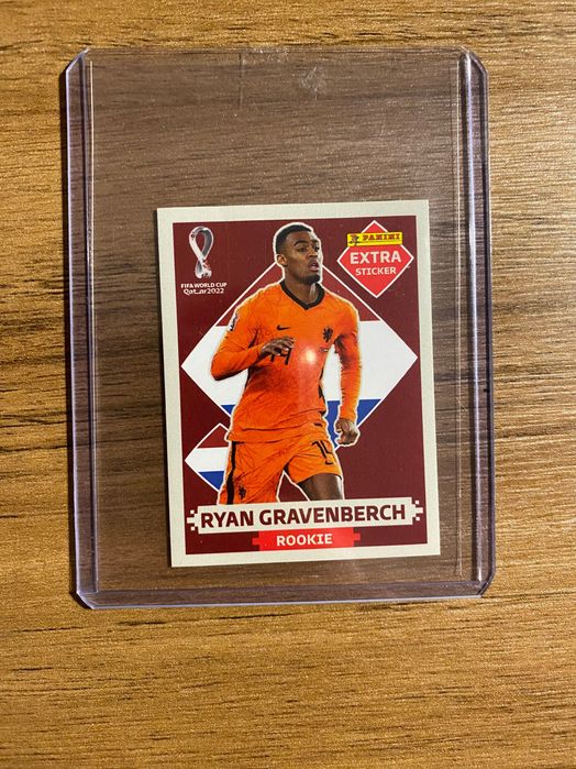 Cromo mundial 2022 Gravenberch Rookie Bronze