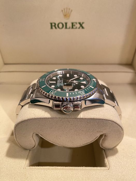Rolex Submariner Hulk (116610LV)