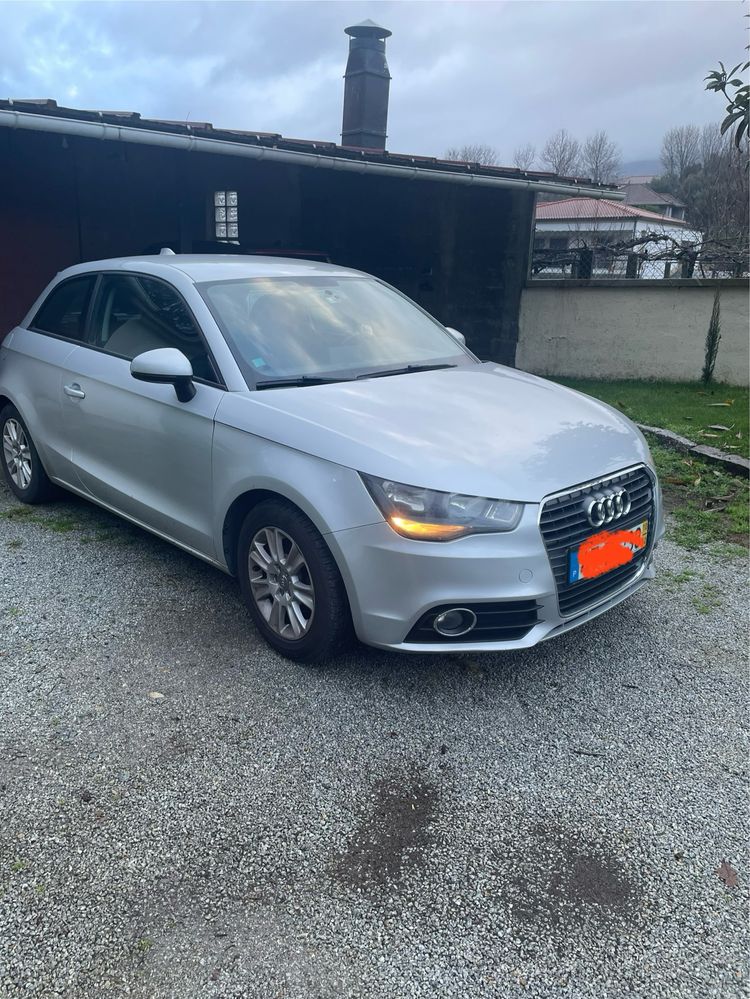 Audi A1 TSFI 1.2 gasolina e GPL