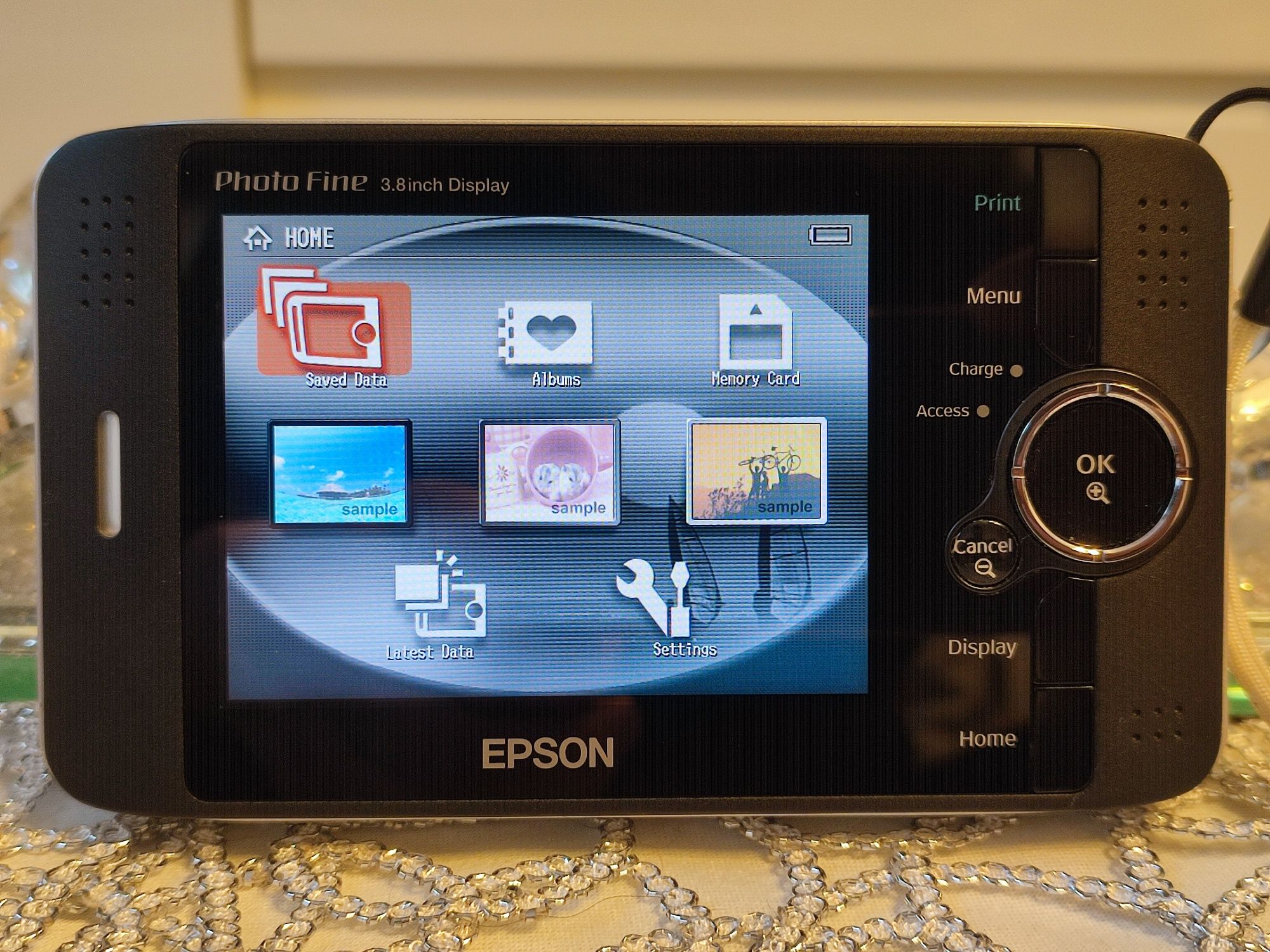 EPSON P-2000 przenośny multimedialny dysk zewnętrzny z monitorem