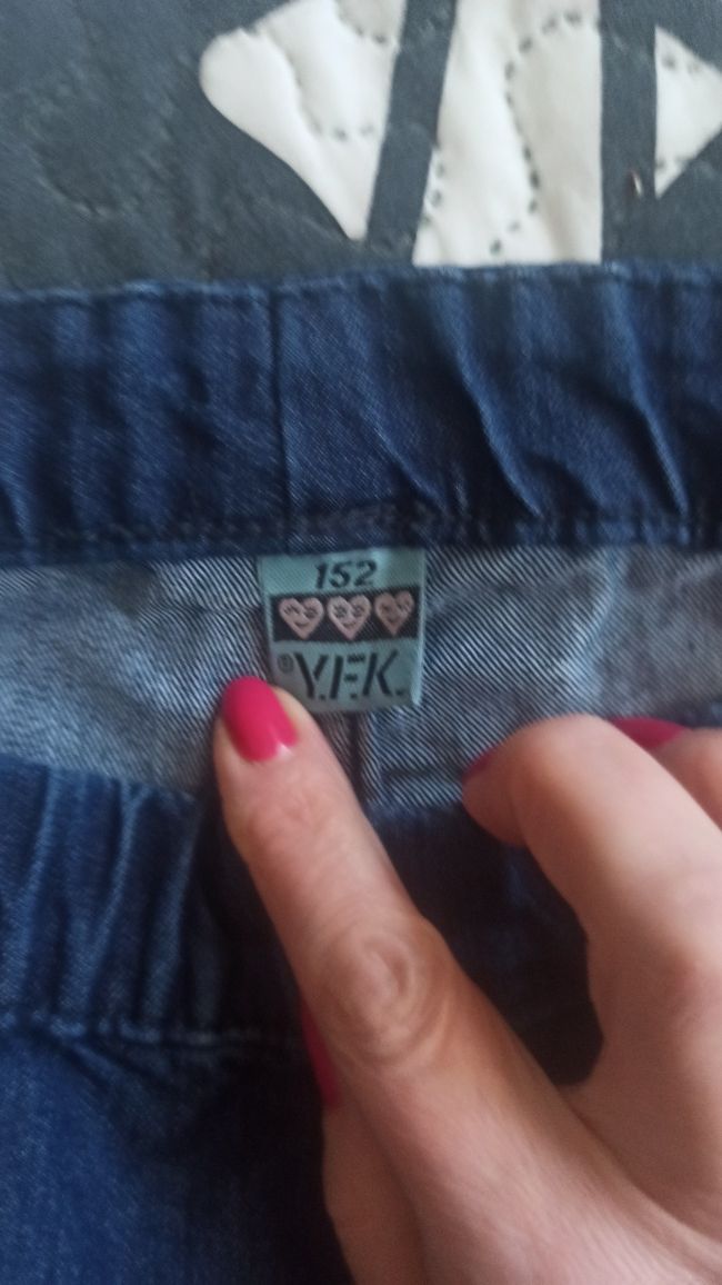 Spodnie jeansy dziewczęce r. 152-164