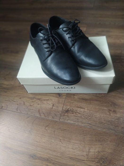 Buty komunijne, wizytowe r. 38