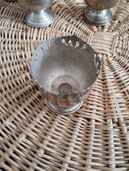 Стопки в мельхиоровых подстаканниках