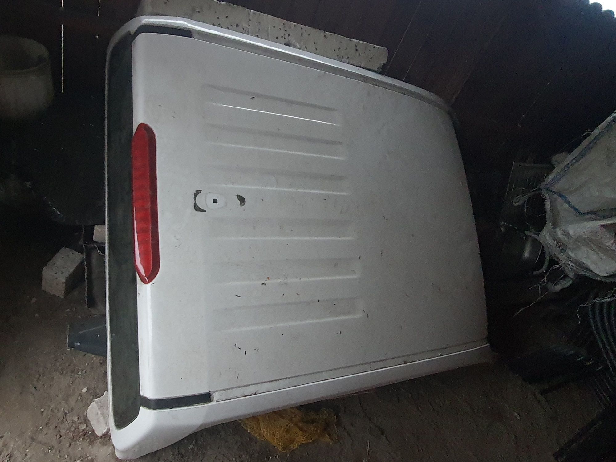 Dach navara d23 4 drzwi