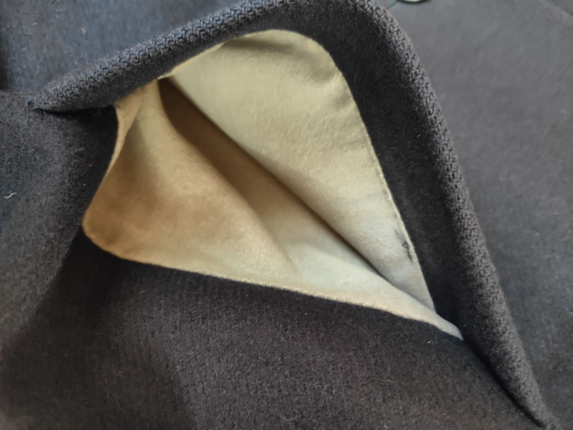 Elegancki płaszcz zimowy_reglan_wełna 100%