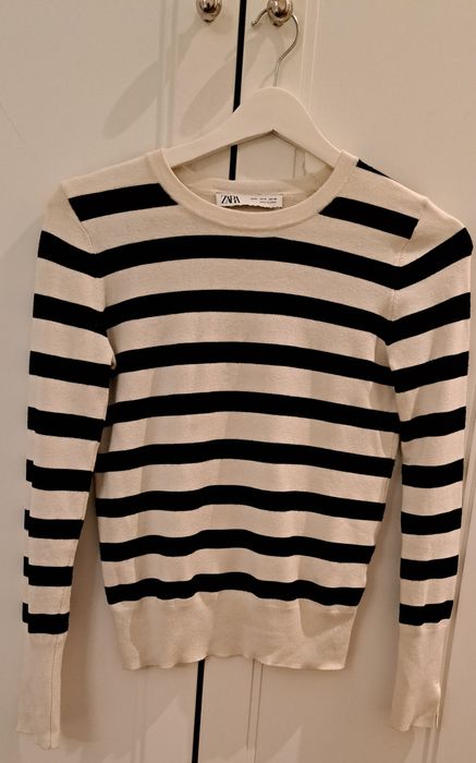 Sweter w paski damski