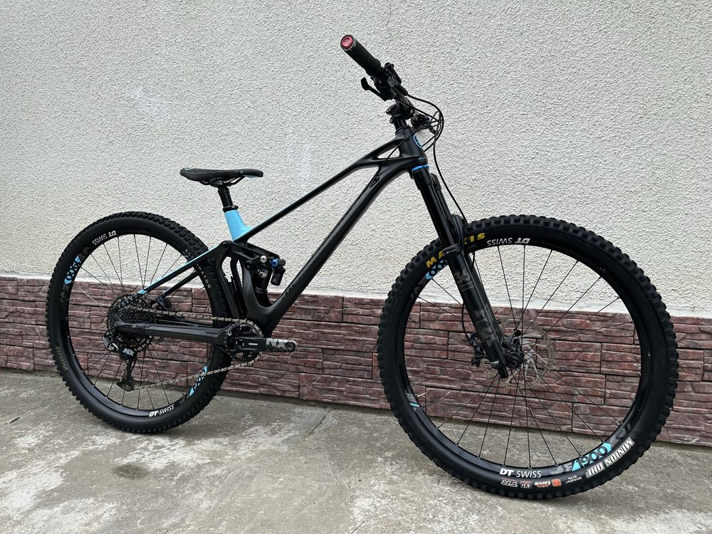 Карбоновий двухпідвіс велосипед Mondraker Foxy R