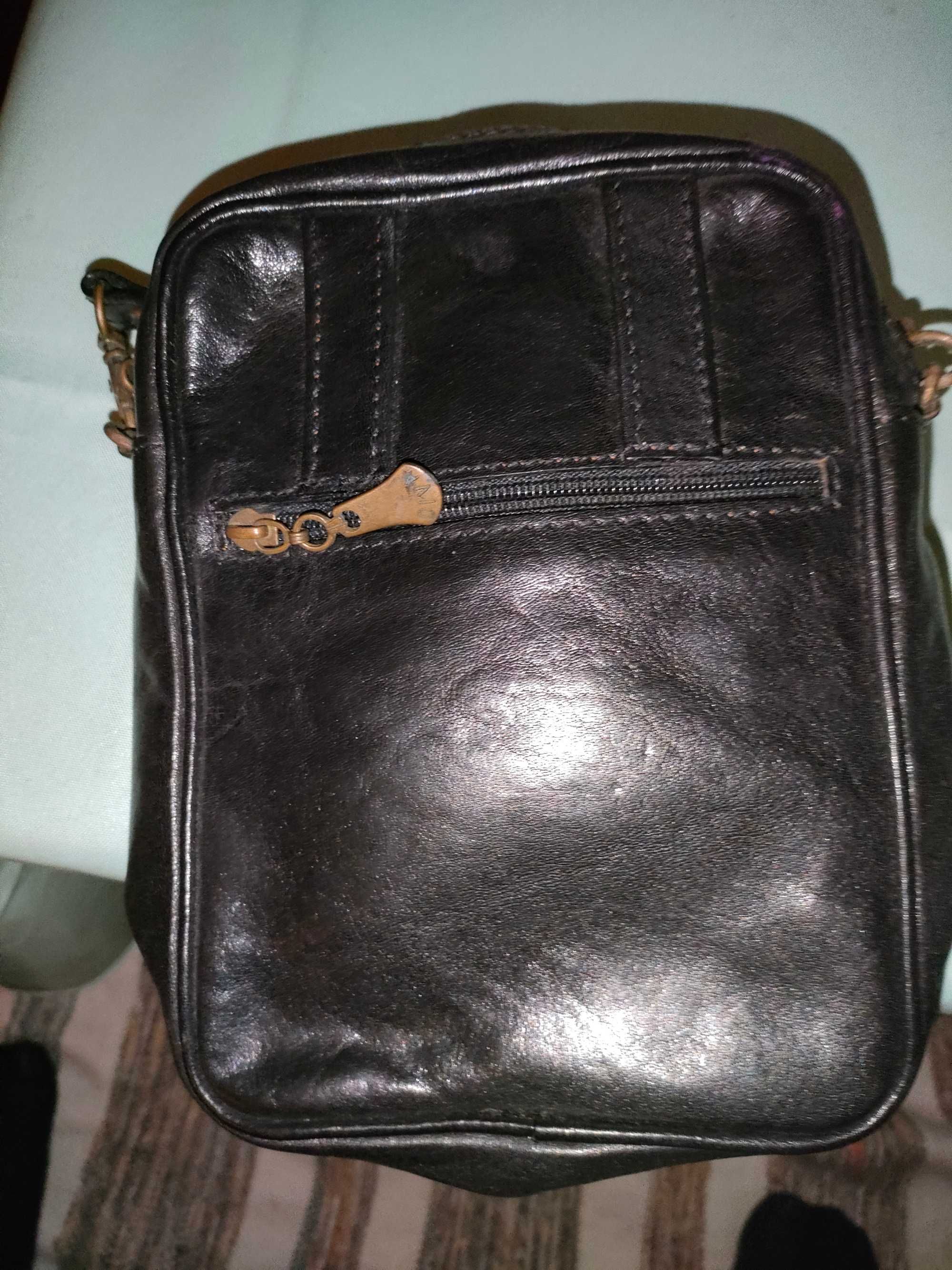 Bolsa de homem tiracolo preta