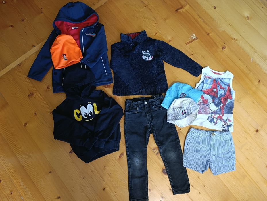 Продам лот речей для хлопчика за все 550 грн