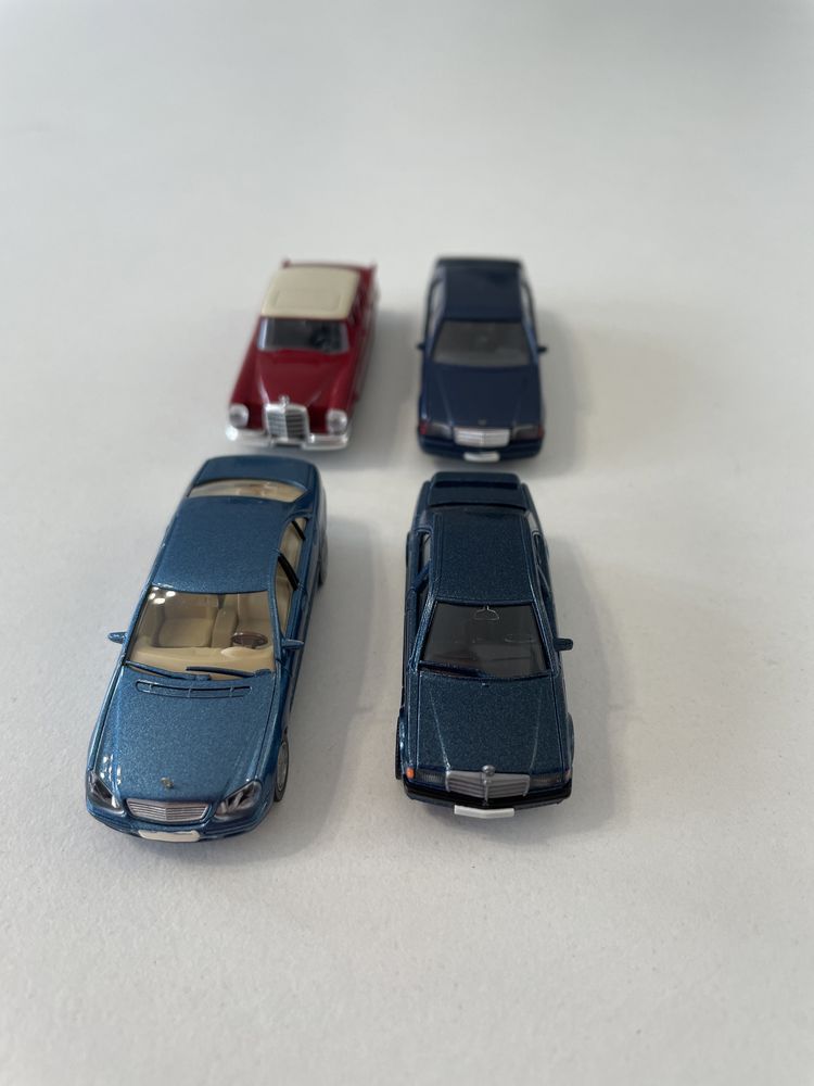 Zestaw 4 modele Mercedes w skali 1:87 firmy Herpa i Wiking 1/87 miniH0
