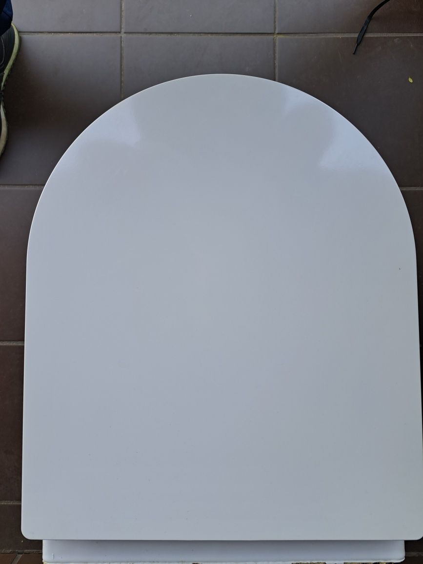 Miska WC wisząca z deską wolnopadającą Duravit