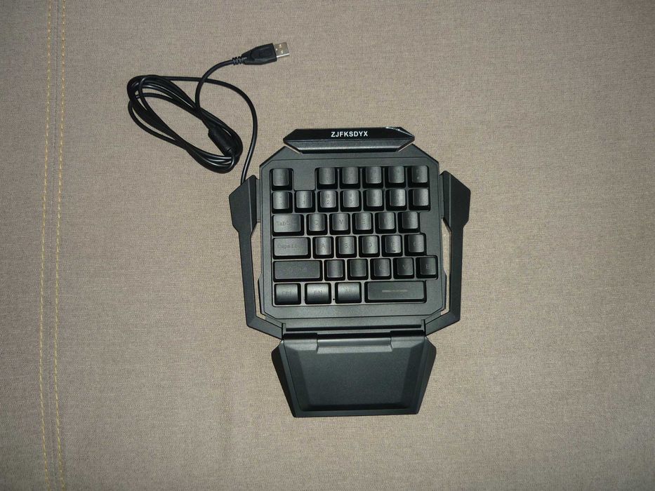 Zestaw Gamingowy Klawiatura i Mysz do obsługi jedną ręką RGB