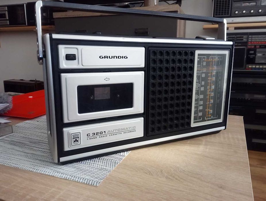 Radiomagnetofon Grundig C 3201