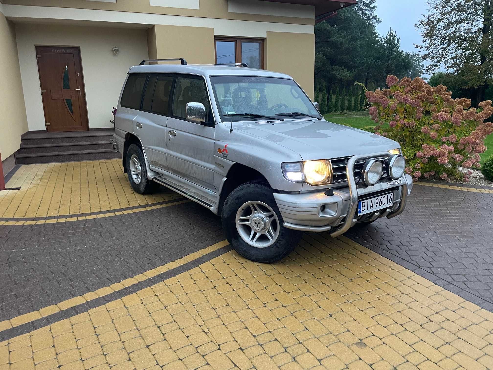 PAJERO 3,5 + gaz