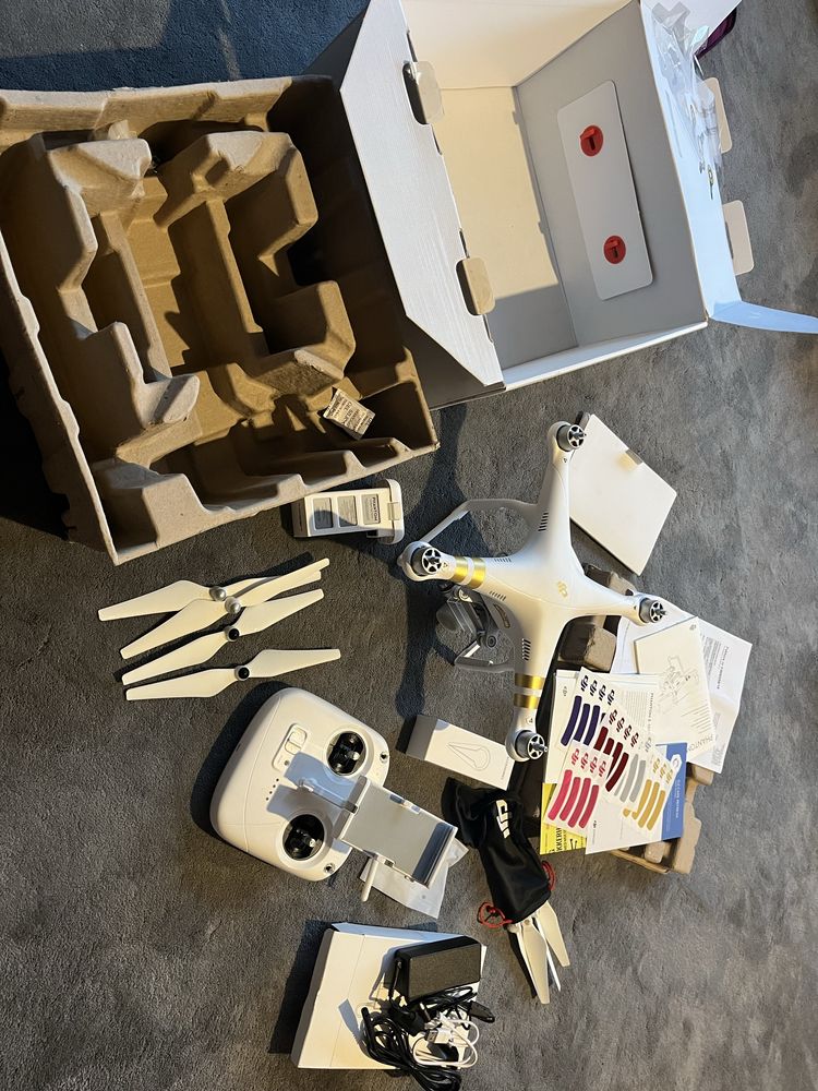DJI Phantom 3se dron pelny zestaw sklepowy