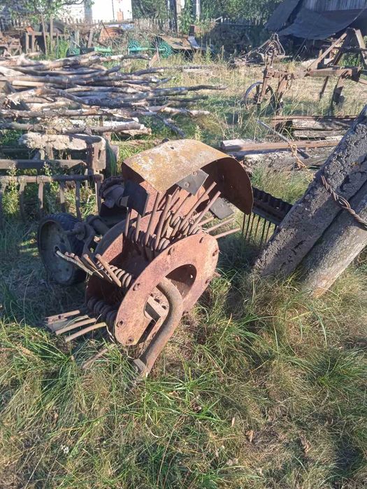 Продам Картоплекопалку КТН-1