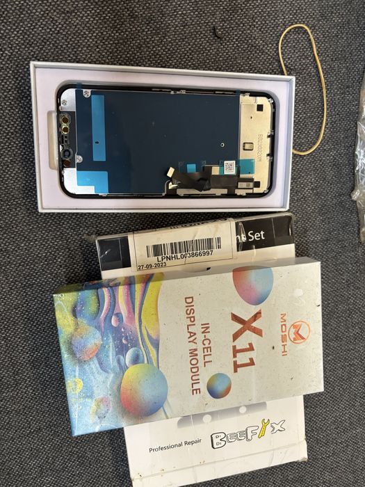 Wyswietlacze lcd iphone rozne