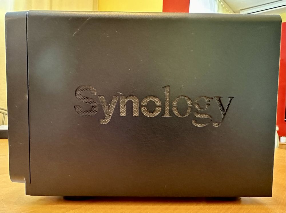Serwer Synology DS1517+