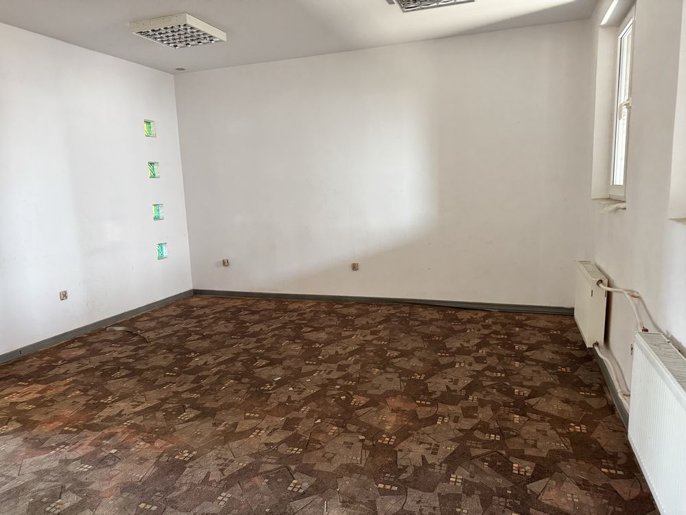 Wynajem hali 380 m2 Płock ul. Zglenickiego 46a