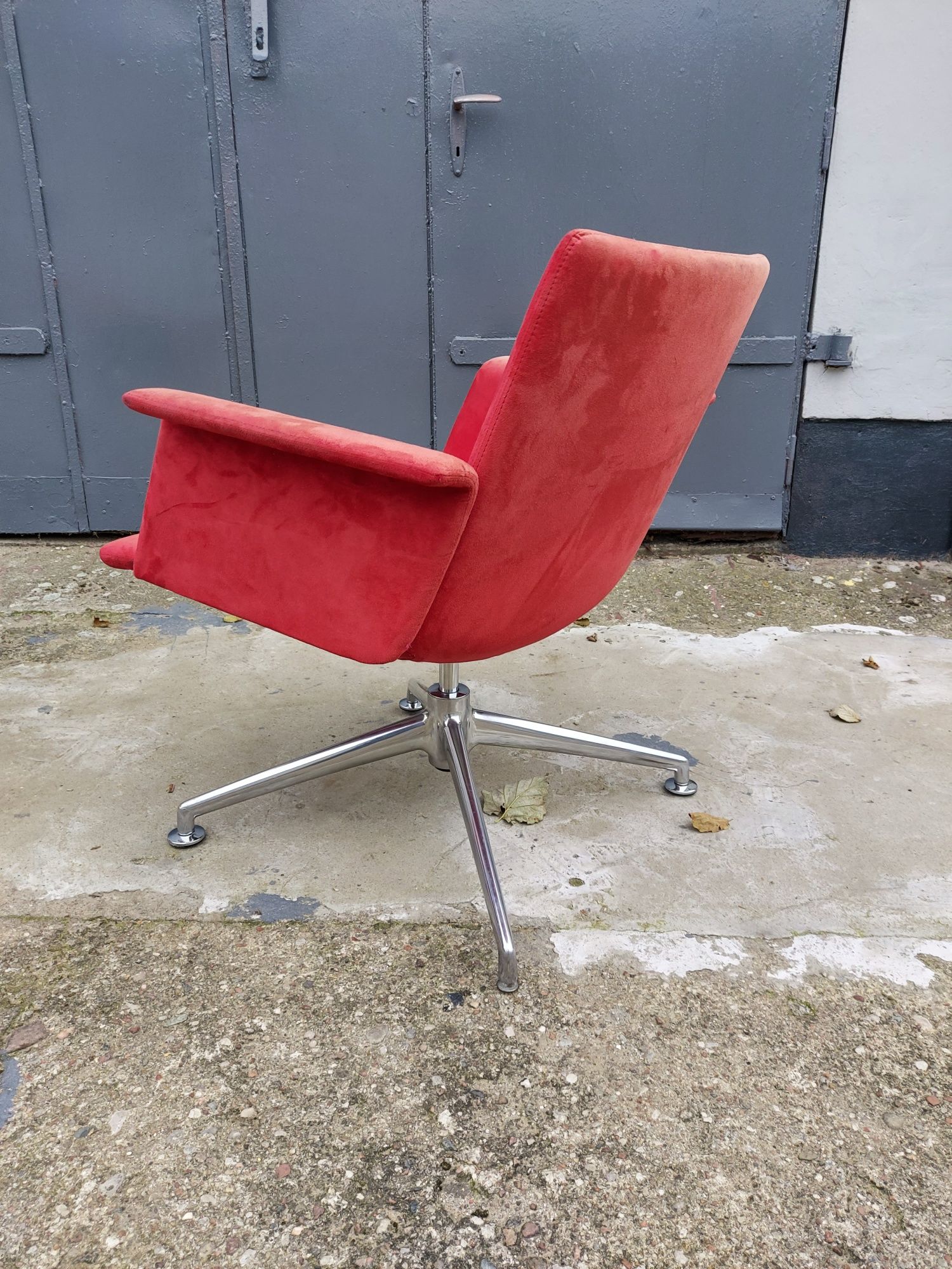Fotel Brunner Vintage Design Chrom Czerowny