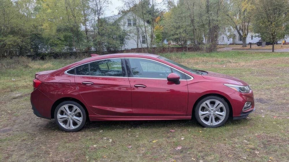 Chevrolet Cruze Premier Auto      2017