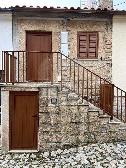 Moradia T2 para venda