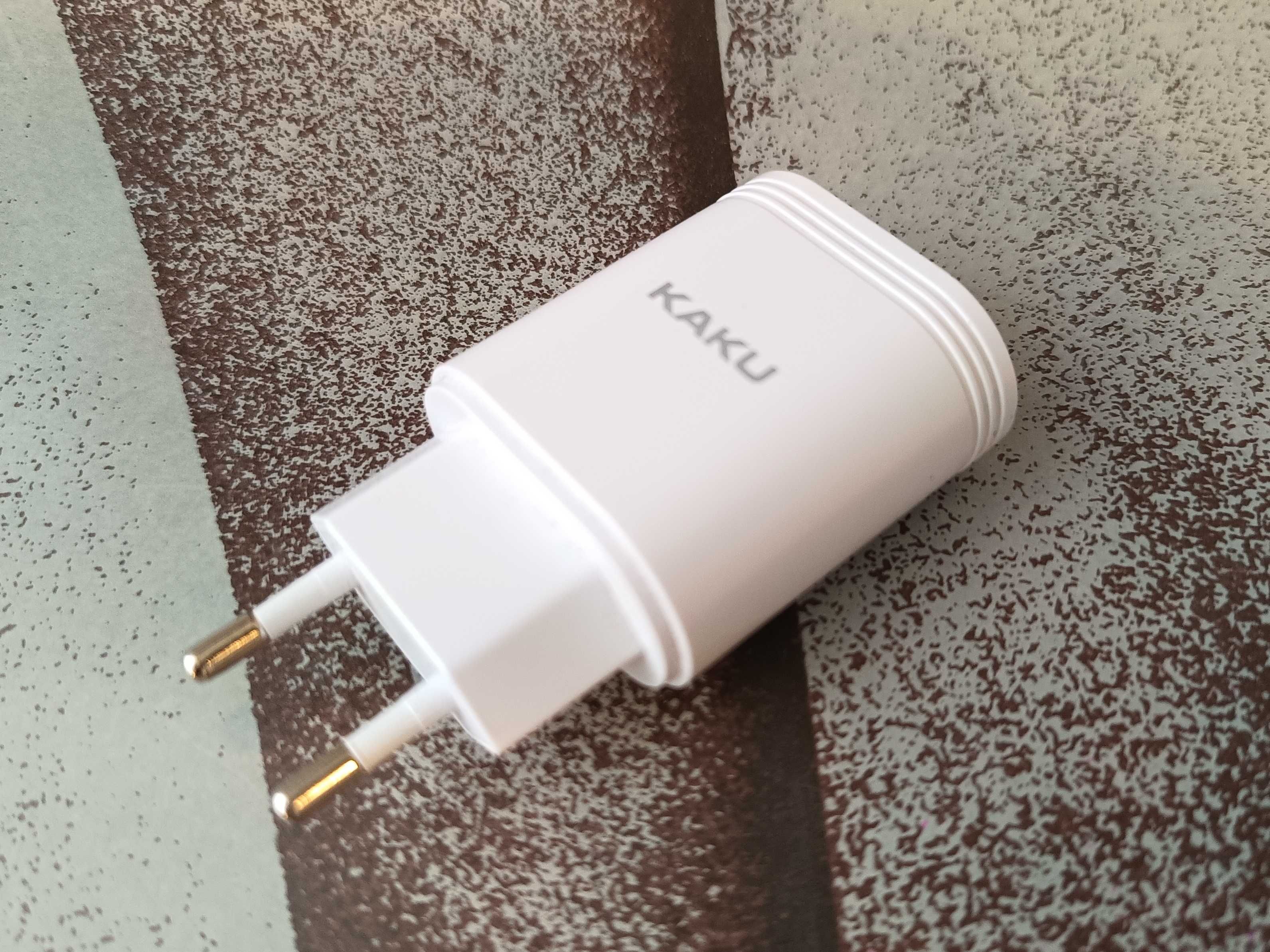 Ładowarka sieciowa KAKU 2xUSB 12W 2,4A Dual Port Smart Charge KSC-367