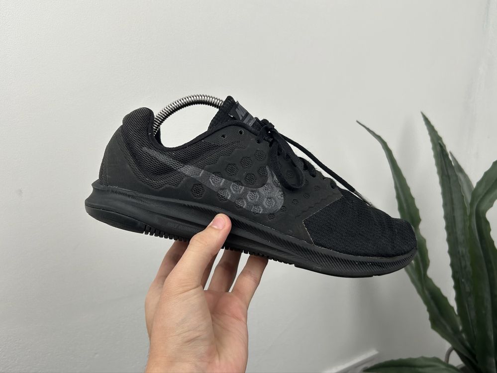 Оригінал! Кросівки Nike Downshifter 44 розмір 03436