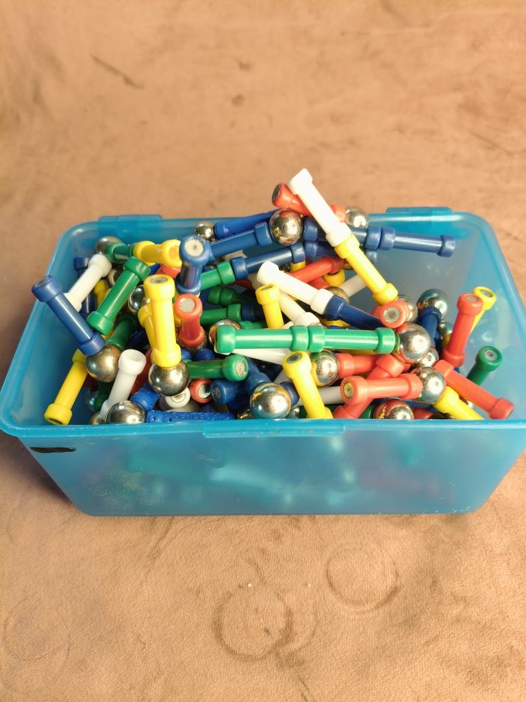 Klocki magnetyczne dla dzieci 47