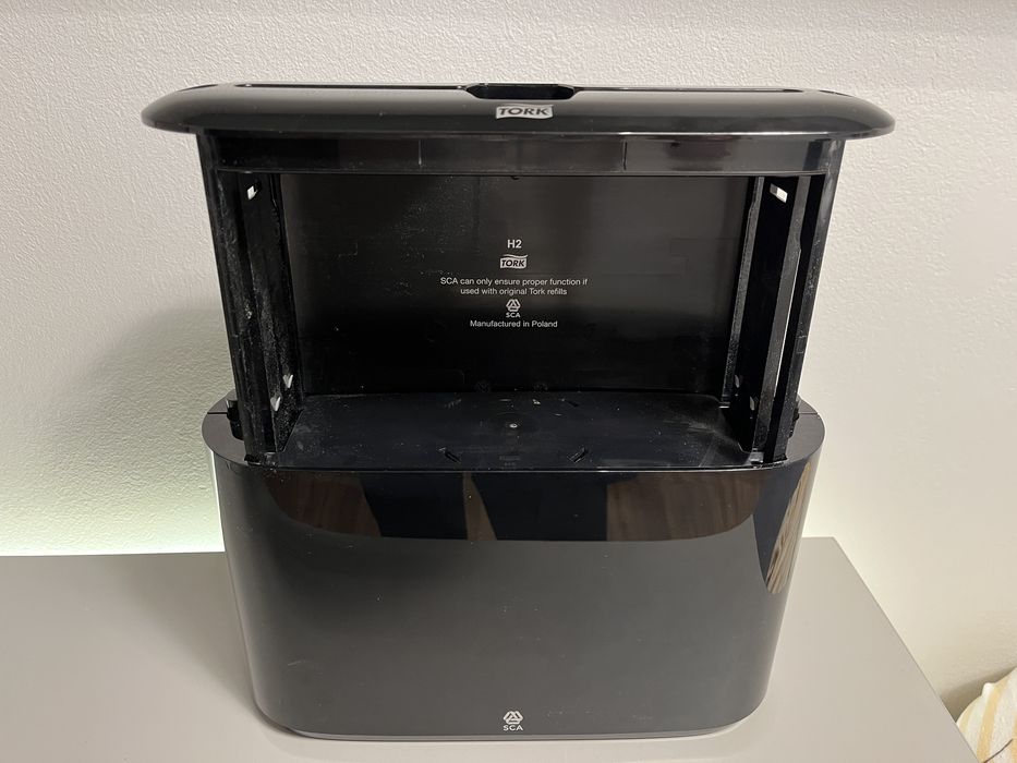 TORK XPRESS NABLATOWY DOZOWNIK do ręczników multifold H2 czarny