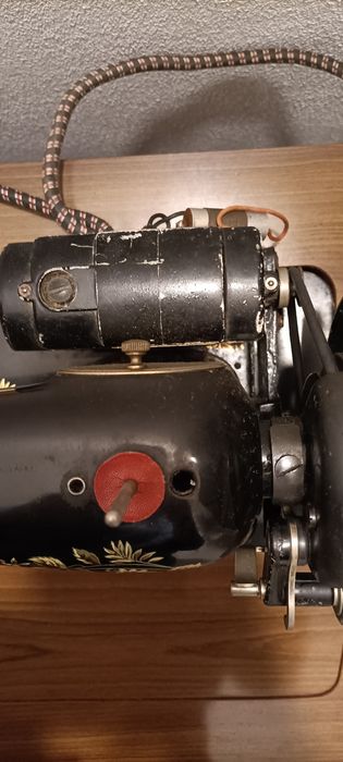 Máquina de costura antiga
