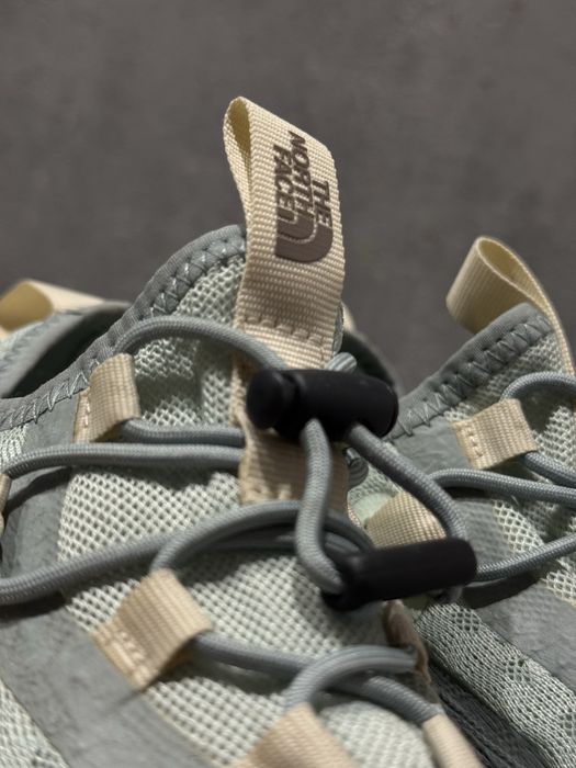 Жіночі кросівки The north face skagit