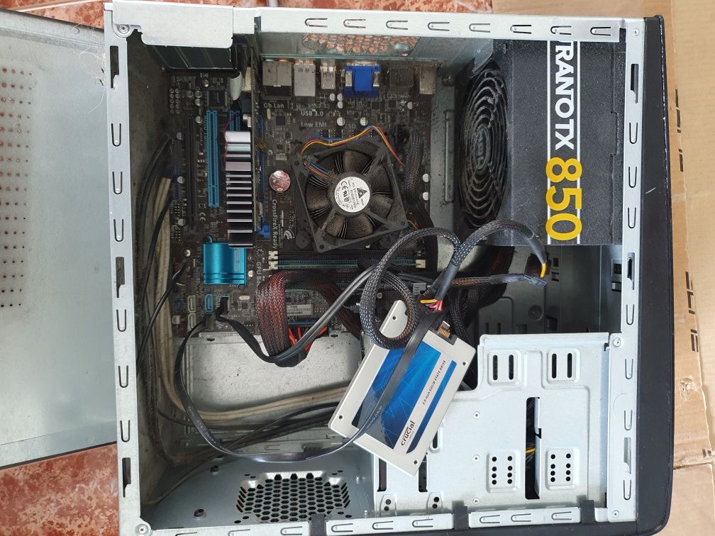 Vendo computador Torre Asus I5 3000Ghz  6 gb ram, disco 256 ssd, gf 53