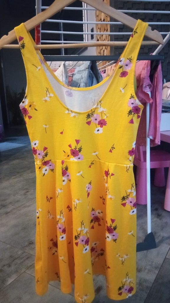 Sukienka h&m, 38, M, żółta, kwiaty, na lato