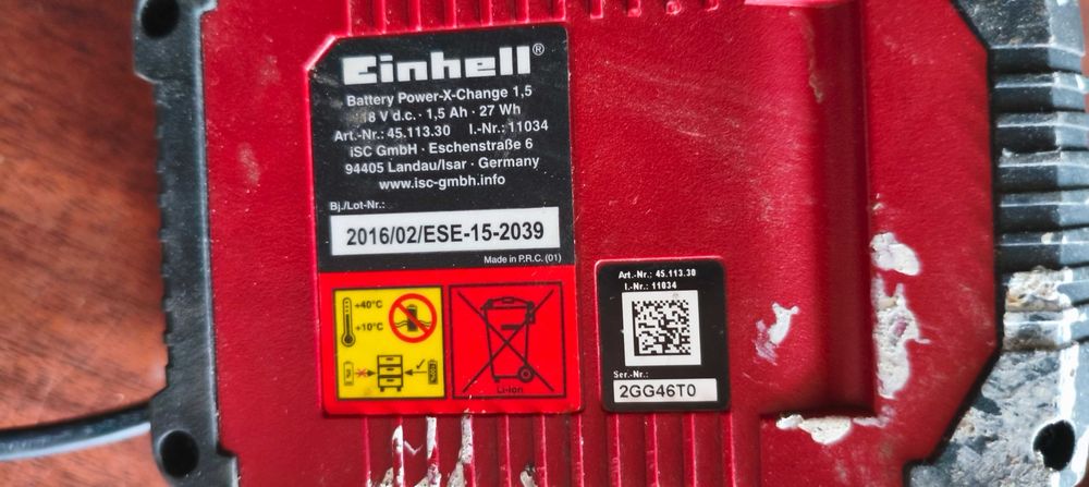 Зарядний пристрій  та батарея Einhell Meec 18v