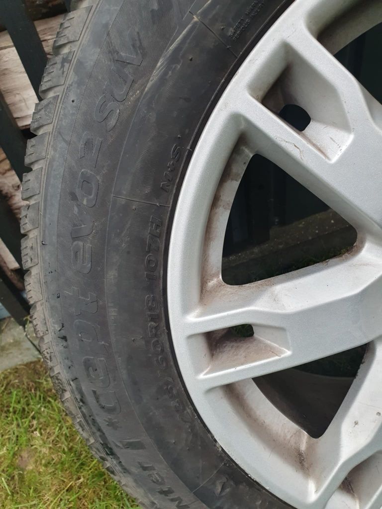 4alufelgi 2 opony 235 60 R18  land rover evogue