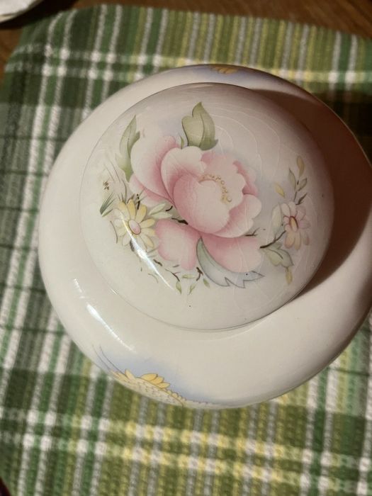 Ваза з кришкою, порцеляна