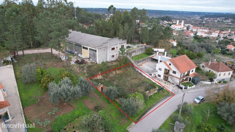 Moradia de 55m2 inserida num terreno de 450m2