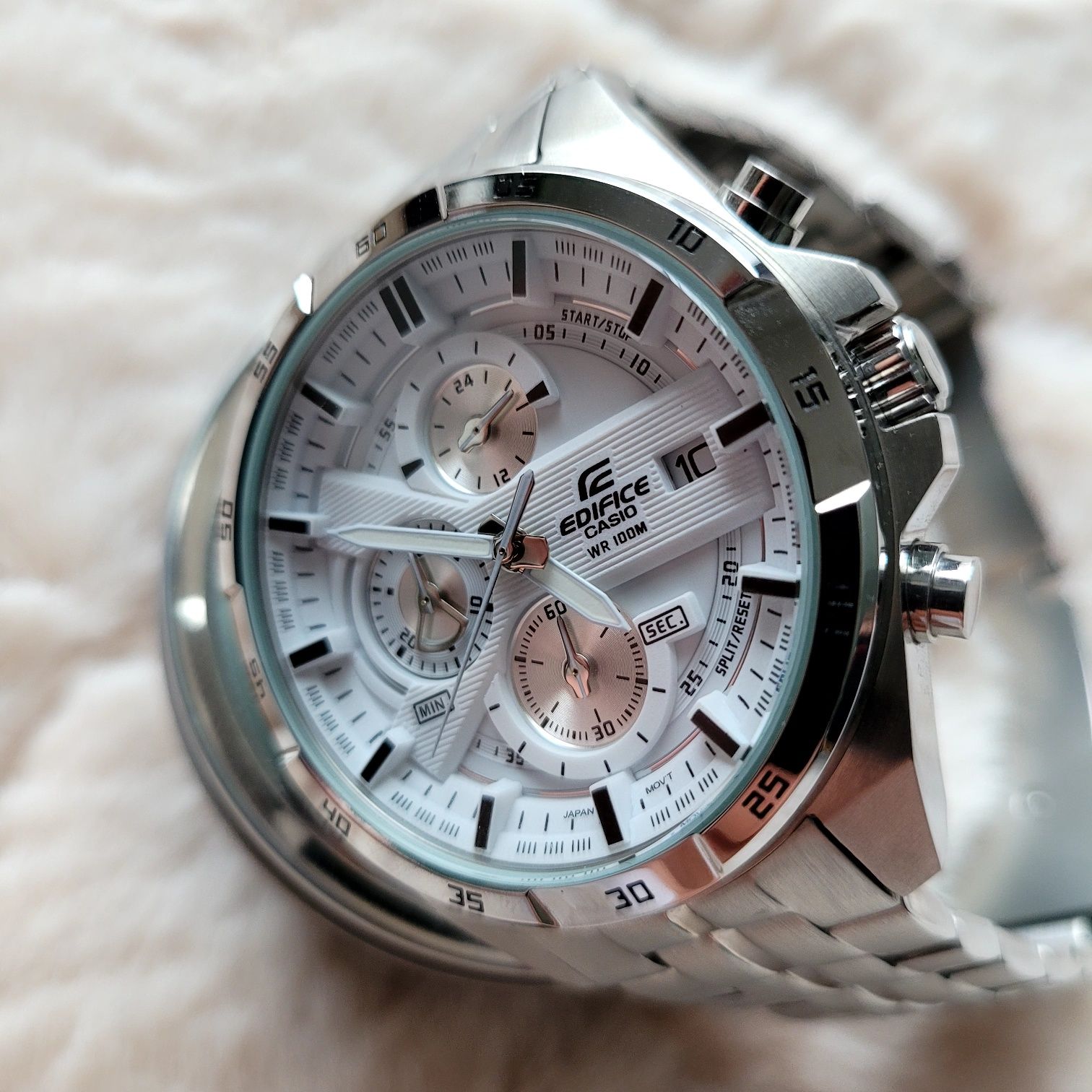 Zegarek męski biały na bransolecie Casio Edifice