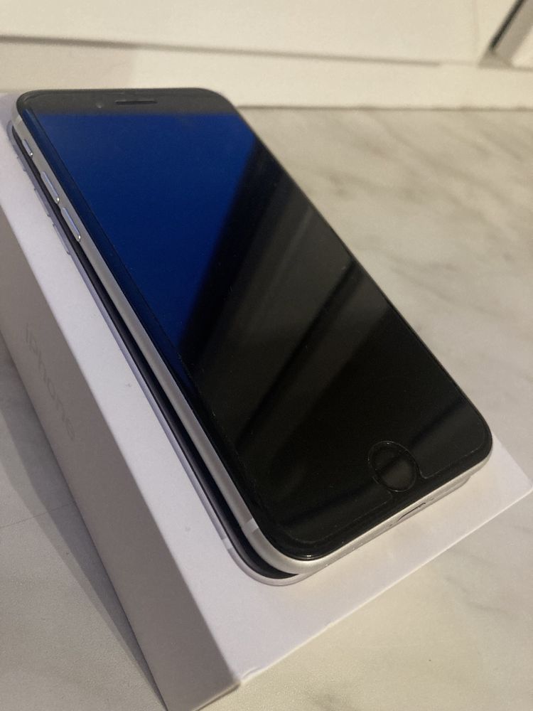 iPhone SE 2020 64GB  Biały