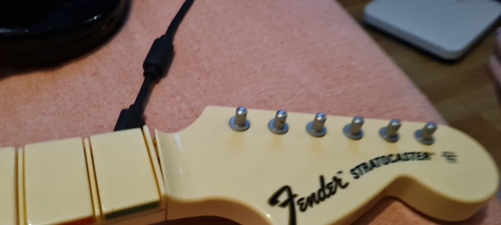 Gitara Fender  rock band ps4 usb