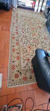 Carpete  arraiolos
