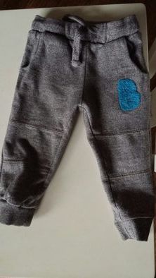 Komplet bluza, koszulka i spodnie rozmiar 80