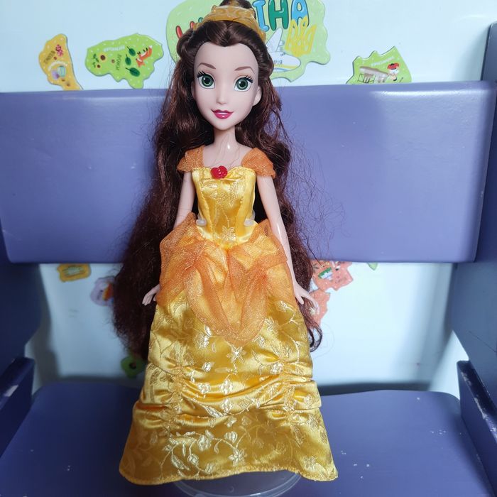 Лялька принцеса дісней Бель